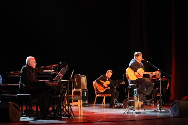 Bernard Sauvat Au Casino Du Liban